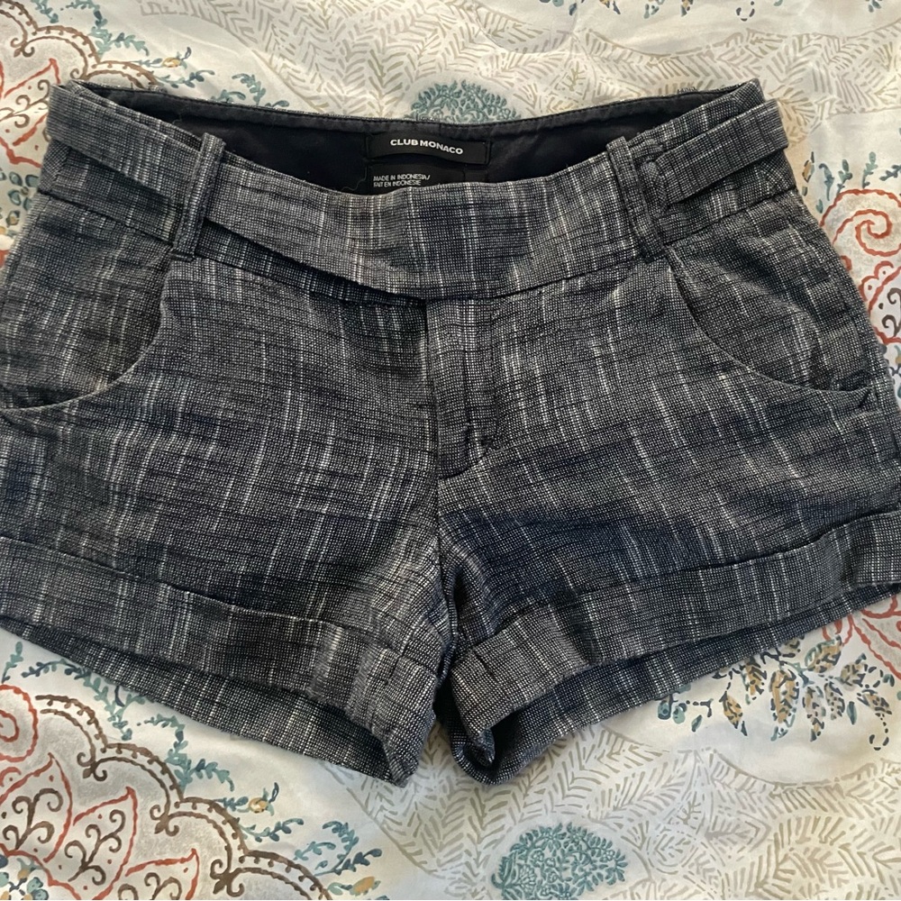 Club Monaco Gray Bermudas Casual Style
